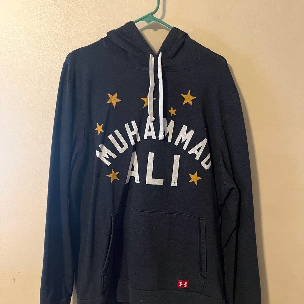 Roots of Fight x Under Armour Muhammad Ali Hoodie – Men’s L